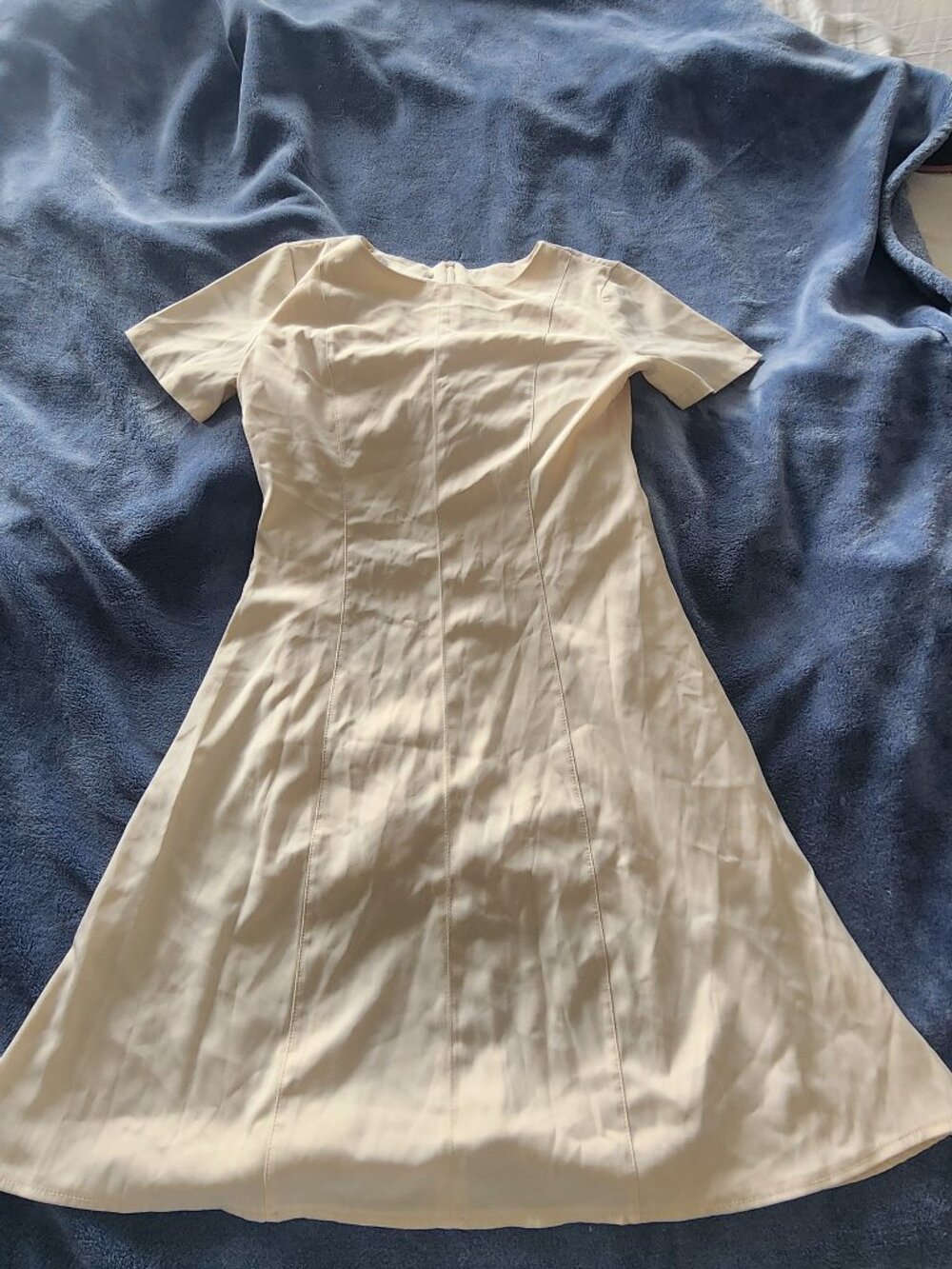 Size M Beige dress